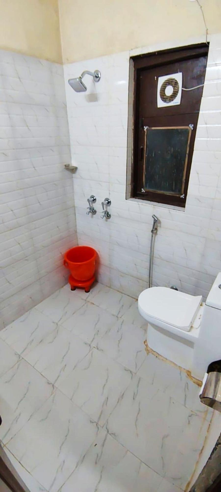 Luxury Rooms In Safdarjung Enclave Near Aiims & Safdarjung Hospital Νέο Δελχί Εξωτερικό φωτογραφία