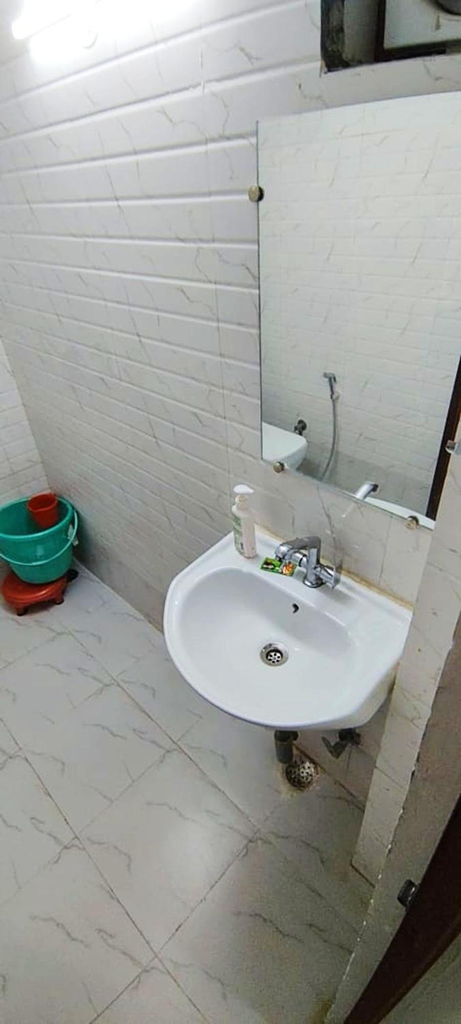 Luxury Rooms In Safdarjung Enclave Near Aiims & Safdarjung Hospital Νέο Δελχί Εξωτερικό φωτογραφία